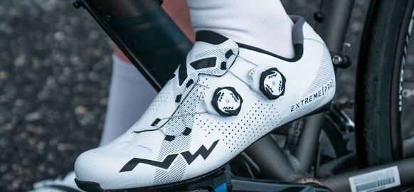 5 Best Wide Cycling Shoes for Safe and Comfortable Outdoor Riding in 2022